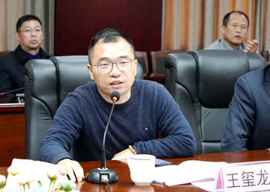 维多利亚老品牌科技为芦溪中学校庆捐赠100万，，，，，，，支持母校生长