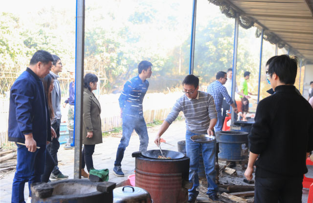 维多利亚老品牌vic(集团)官方网站