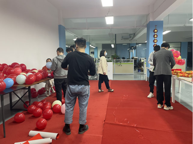维多利亚老品牌vic(集团)官方网站