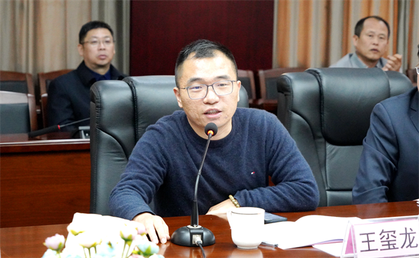 维多利亚老品牌vic(集团)官方网站