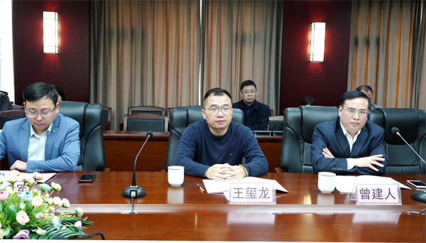 维多利亚老品牌vic(集团)官方网站